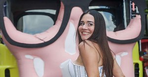 Alessandra Negrini pede doação para vaquinha da Gaviões para pagar estádio do Corinthians