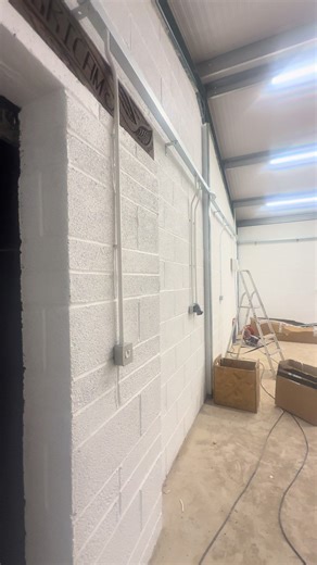 Electrics are going in 👀 💡 #barn #workshop #electrician #farm #farmlife