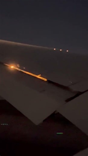 Wrong Side Take-off from Las Vegas @ Night! #travelvlog