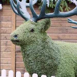 2.3K views | Working a festive job?  Make sure you’re getting the right pay. ✅ If you suspect you’re being paid below the National Minimum Wage, report it to us below. ⬇️ https://www.gov.uk/government/organisations/hm-revenue-customs/contact/national-minimum-wage-enquiries-and-complaints?&utm_source=f.co_hmrcgovuk&utm_medium=social&utm_campaign=nmw&utm_content=festive_workers | HMRC | Facebook