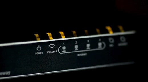What the Tech: Tips to protect your internet router from hackers - WAKA 8