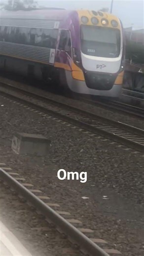 i got three honks from a V/locity train