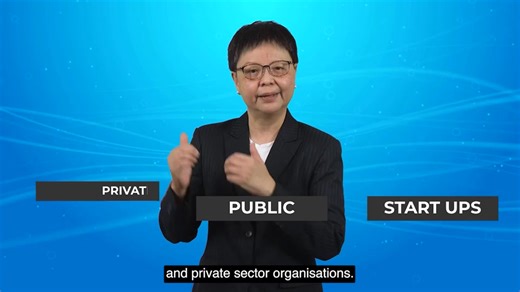 𝐇𝐨𝐰 𝐭𝐨 𝐁𝐞𝐜𝐨𝐦𝐞 𝐚 𝐒𝐭𝐫𝐚𝐭𝐞𝐠𝐢𝐜, 𝐂𝐮𝐬𝐭𝐨𝐦𝐞𝐫-𝐂𝐞𝐧𝐭𝐫𝐢𝐜 𝐏𝐫𝐨𝐝𝐮𝐜𝐭 𝐋𝐞𝐚𝐝𝐞𝐫 𝐢𝐧 𝐉𝐮𝐬𝐭 𝟖 𝐖𝐞𝐞𝐤𝐬? This online blended learning course "𝐌𝐚𝐧𝐚𝐠𝐢𝐧𝐠 𝐃𝐢𝐠𝐢𝐭𝐚𝐥 𝐏𝐫𝐨𝐝𝐮𝐜𝐭𝐬" brings together practical applications, self-paced study, interactive live sessions, and peer collaboration. You will develop essential skills that every product leader needs: ✅ Product discovery and delivery ✅ User-centred design and experimentation ✅ Agile methods and data-