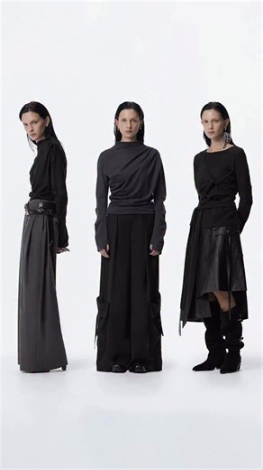 T R E E M I N G B I R D on Instagram: "BLURRY EDGEㅣ1ST COLLECTION DROP EXPLORE NOW ▪️25 WINTER 1ST COLLECTION LIST FLOW DRAPE LONG SLEEVE [ BLACK / CHARCOAL ] TIE TWIST LONG SLEEVE [ BLACK / WHITE ] BACK-ZIP REVERSIBLE LONG SLEEVE [ BLACK / CHARCOAL ] EMBOSSED HIGH-NECK SHORT ZIP-UP [ BLACK / CHARCOAL ] SPANGLE KNIT PULLOVER [ BLACK / IVORY / GRAY ] MIXED CABLE KNIT PULLOVER [ BLACK / IVORY / KHAKI BROWN ] RELAXED CABLE KNIT HOODIE [ BLACK / MELANGE GRAY ] TURTLENECK PINTUCK JERSEY ONE-PIECE [ B