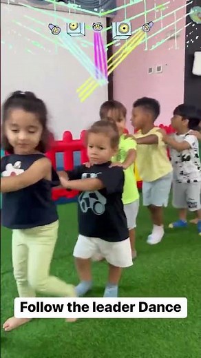 Follow the leader Dance