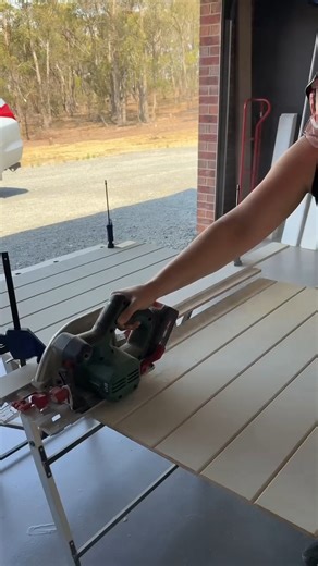 169K views · 3K reactions | Think you can’t do these makeovers? Oh, you absolutely can.  I know it feels intimidating at first, but trust me, if I can do it, YOU can too. This is exactly why I teach women DIY… to show you how capable you truly are. Comment the word "TOOLS" and I’ll send you the deets! ✨ | Refinish With Jade | Facebook