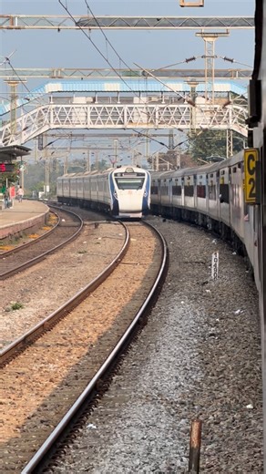 Yashwanth on Instagram: "Mini Vande Bharat Express Overtaking Giant Express with Noisy Honks & top Speed 🚅🔥🔥"