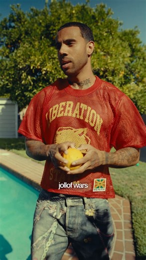 who really wins the jollof wars? 🇸🇳🇬🇭🇳🇬 yall already know im going senegal but the whole experience was too dope i was out there filming the music video for my song still with the smoke hit the link in the dm to sign up for the @youtube premiere tomorrow at 1pm cst honored to have senegal culture on display with this video v #explore #fyp #africa #music | Vic Mensa