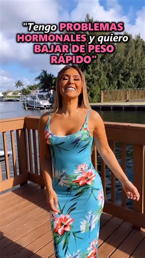 Siempre nos dicen que perder peso es difícil y conlleva mucho tiempo, pero yo logré perder 15 libras en tan solo 9 días y logré mantener mi peso idea, te quiero mostrar de una vez por todas mi método. 🙌🏼 Y no, no estoy hablando de algún desafío abdominal interesante ni de seguir una dieta extrema a punta de lechuga. Estoy hablando de perder peso con nuevos hábitos y rutinas: una vida en la que te priorizar primero. 🫶🏼 ¡Funciona! En MENOS DE 10 DÍAS: 💪🏼 Perdí 10 libras en 9 días. 💪🏼 Dejé