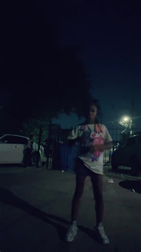 Robyn Malia (@robynsmith325573)’s videos with original sound - Denisa