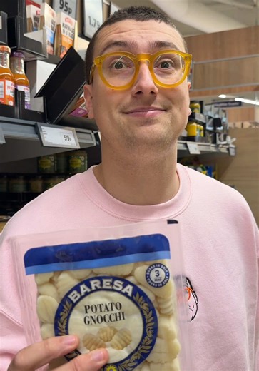 Comedy Example 8373 #foryoupage #britishcomedy #comedyskit