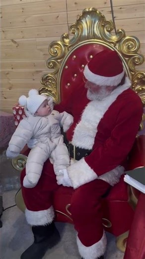 Babies Meeting Santa for the First Time 🎅❤️ #santaclaus #baby #shorts