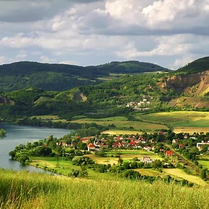 Mountains with a volcanic past, bizarre geology, volcano-like cones and lava and basalt mantles – this is the Central Bohemian Mountains (České středohoří), a mountain range that evokes a feeling in many that they have stepped back in time to when the planet was just being formed. #Českéstředohoří #WestBohemia #Adventure #CzechRepublic #VisitCzechRepublic #VisitCZ #UniqueCzech #CathingUpWithCzech #Wanderlust #Magical #CzechRepublic #Experiences #CzechThisOut #CzechList #WondersofCzech #CzechBeyo