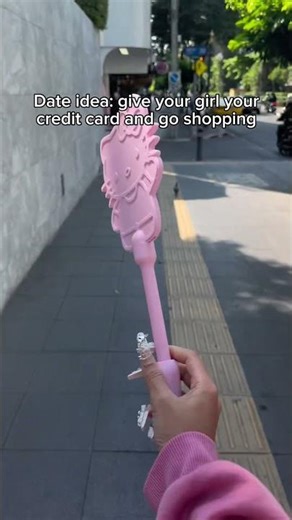 The perfect date for a Hello Kitty fan 💕