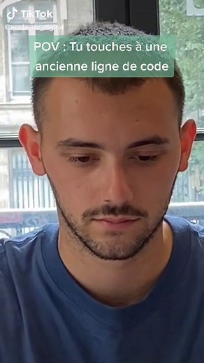 Ne jamais sous-estimer ces lignes ! 🙃 #esd #créercoderinnover #digital #blaguededev #developpeur #formation #horsparcoursup #code #codage #fyp #pourtoi #GameTok