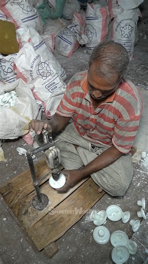 Smartest Workers on Instagram: "Manufacturing Process for High-Quality Bakelite Holders"