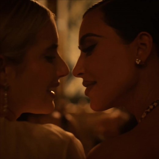 I Was Shaking! AHS Delicate Scene with Kim Kardashian & Emma Roberts