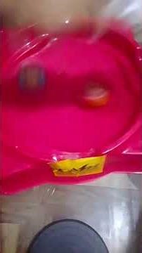 cho z Valkyrie vs Cosmo valktrek #fypシ #beyblade #beybladeburst