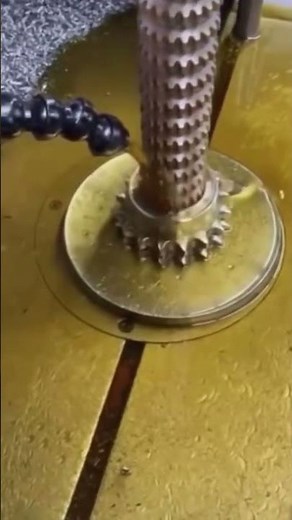 Broaching | Cutting internal spline #machinist #machining #engeeniring