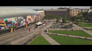 À vélo, en bus, en tram ou en trottinette à Strasbourg ! 🎥😊🚴‍♀️ | Strasbourg en Alsace