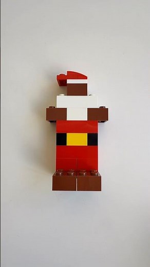 I built a LEGO Santa Claus! 🎅 What do you think? #LEGOCreations #SantaBuild #ChristmasVibes #Shorts