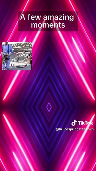 Sneak peek alert! A few moments from my LIVE. Tune in LIVE for the full experience.#tiktoklive #livehighlights