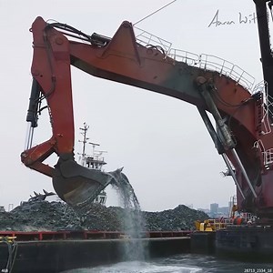 222K views · 3.3K reactions | Massive Waterside EXCAVATOR Dredges Boston Harbor | Aaron Witt | Facebook