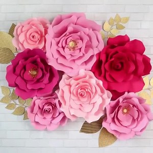 24K views · 379 reactions | Spring is finally here, which means it’s time to break out the paper and make some flowers!!  Have you tried paper flowers before? It’s one of my favorite projects to make with my Cricut machine, but they can also be cut by hand.✨ Find the free files on the blog by searching for paper flowers!  | Sweet Red Poppy | Facebook