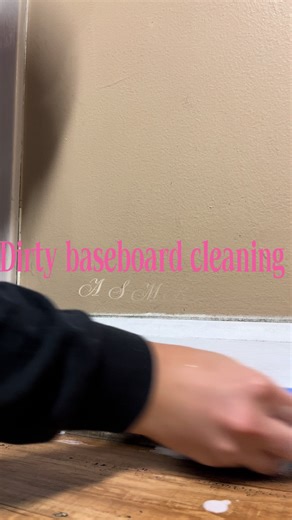 How to Clean Dirty Baseboards in an Industrial Building