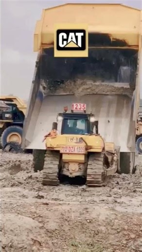 Insane Power! CAT D6 Forces a CAT 777Out of the Mud#caterpillar#bulldozer#heavyequipment#shorts