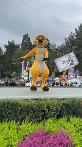 29K views · 1.4K reactions | Here is more of Timon dancing in “A Million Splashes of Colour” at Disneyland Paris.The show (with cavalcade) ended on September 30, 2024. #disneylandparis #dlp #timon #amilionsplashesofcolour #dlrp #disneyshow | Mousesteps | Facebook