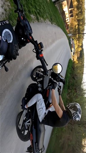 Geon Scrambler / Yamaha FZ6 Fazer