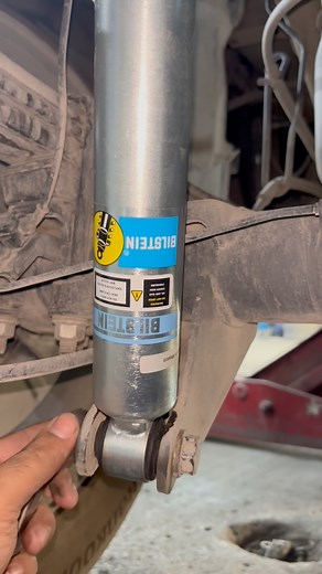 shock absorber oil leakage replacement #mechanic #cars #automotive #motivation #shockabsorber #suspension #mechanicaltips #fblifestyle #fbreelsfypシ゚viralシ #fbreelsfypシ゚viralvideo #fbreelsfypシ゚viralfbreelsfypシ゚viral | Mechanical Tips