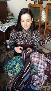 I hear: “Omg, why are you destroying wearable clothes!?” a lot! I get it — it seems counter-intuitive at first. So here’s the reality behind what really happens to clothes when we donate them… and why upcycling is actually part of the solution. 💚 Did you know this lovelies? Is there something you want to add to the list? #sustainablefashion #ecofashion #ethicalfashion #consciousconsumer #ecoconscious Sources: UNEP, Time Magazine, Green Choice Lifestyle * Clips shown briefly for educational and 