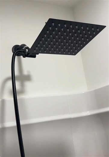 Jeremiah Shops (@jeremiah_the_creator)’s videos with original sound - Jeremiah Shops