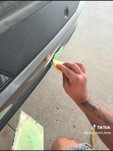 Two-Tone Bumper Repair Fast: 30-Minute Spot Repair Guide