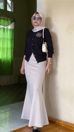 Mbak Wid on Instagram: "LINK CARDIGAN RAJUT NO. 93 ‼️ . . . . #cardiganrajutmurah #outfitideas #cardigan #fyp"