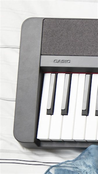 The mighty Casiotone CT-S1 is a keyboard of epic proportions. But how do you know if it’s right for you? We thought about our intentions when designing this keyboard and the kinds of folks who are using it. Here’s how it might be a fit for you: 💡 If you’re looking for something that makes recording your ideas super easy 💡 If you’re looking for a compact MIDI controller that’s also loaded with all kinds of fun sounds you can add to your collection 💡 If you’re on the road a lot & are craving ma