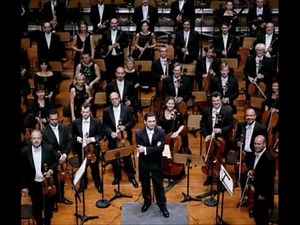 farid al atrach- nougoum elil- performed by the national frensh orchestra...