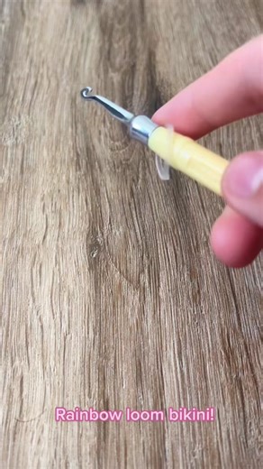 DIY Rainbow Loom Bikini Top: Part 1