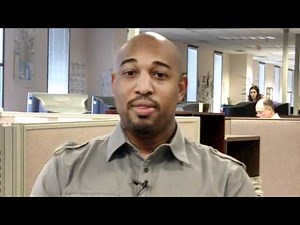 Bucs fire offensive line coach Pete Mangurian