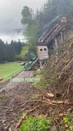 T-WINCH 10.2 & JOHN DEERE Forwarder | TikTok