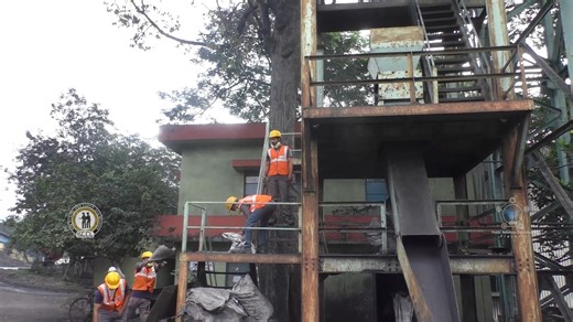 Ensuring Quality, Strengthening Trust – Coal Sampling at Singareni At Singareni Collieries Company Limited (SCCL), coal sampling is carried out with utmost transparency and precision. Every sample undergoes scientific testing to ensure accurate grade declaration, consistent quality, and unwavering customer confidence. Our commitment: ✅ Quality coal ✅ Fair and transparent sampling ✅ Customer-first approach ✅ Strengthening Singareni’s reputation, one sample at a time SCCL – Where Quality Meets Res