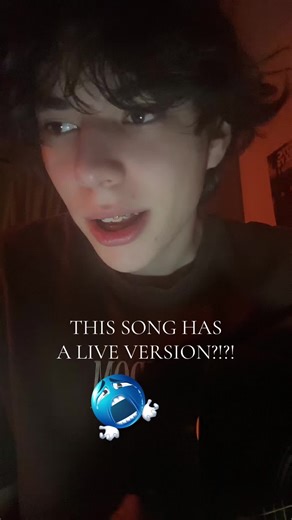 Cover of ‘Pushing it down and Praying’ by Lizzy McAlpine🎸 Do you think I captured the feeling?👀 #cover #indiemusic #lizzymcalpine #pushingitdownandpraying #usa