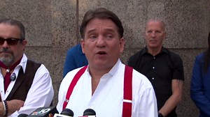 Crowds watch July 4th fireworks and Boston Pops on the Esplanade