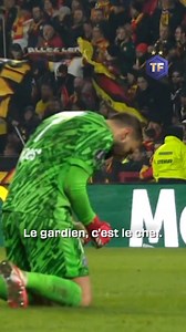 27K views · 2.8K reactions | " Le gardien, c'est le chef, et je le ressens aujourd’hui avec Donnarumma, " juge Jérôme Alonzo, ancien gardien du PSG, qui loue la progression du portier italien cette saison. @bastien_achard_lombard | Téléfoot | Facebook