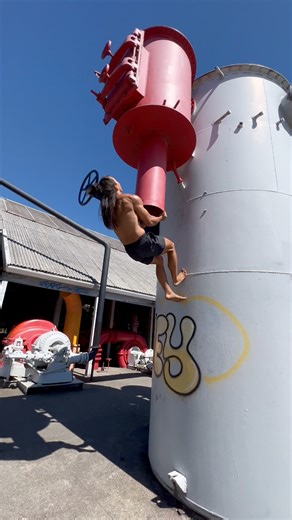 The challenge isn’t getting up. It’s getting back down #Climbing #Movement #Training #Barefoot #Fitness #Bouldering | Mathieu Jang