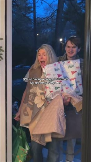 Barbie dreams coming true with this dress @UNDONE BY KATE #acquiredstyle #short