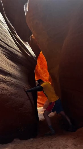 I pushed and I pushed and I pushed through 2025 and here I am, once again, finding myself back to #HigherGround As I finally get to post these amazing pics from my birthday trip to #zionnationalpark - entering my personal year #5 which tends to bring a lot of travel - I reflect on maybe the 2nd toughest year for me since the pandemic. A year filled with numerous obstacles I had never faced before: physically and professionally. I suffered one hit after another. It was like surfing in a very inte