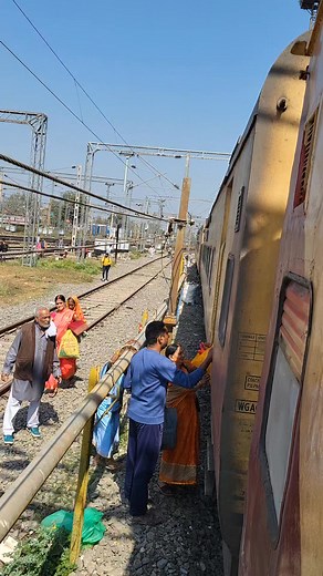 82K views · 508 reactions | Do not Board Train Wrong side #shorts #viral | Rail World By Roshan | Facebook